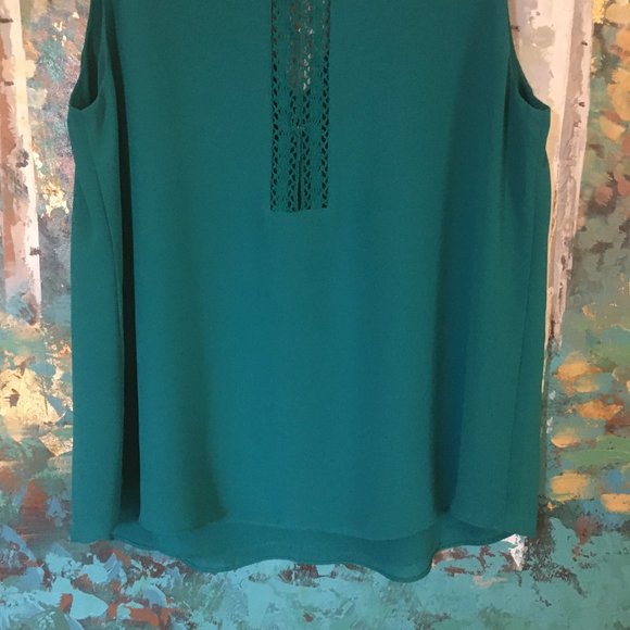 Lost April Teal Crochet Trim Tunic Tank Top - Picture 8 of 16